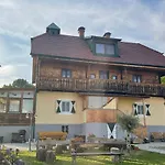 Uriges Bauernhaus Mit Blick Auf Graz