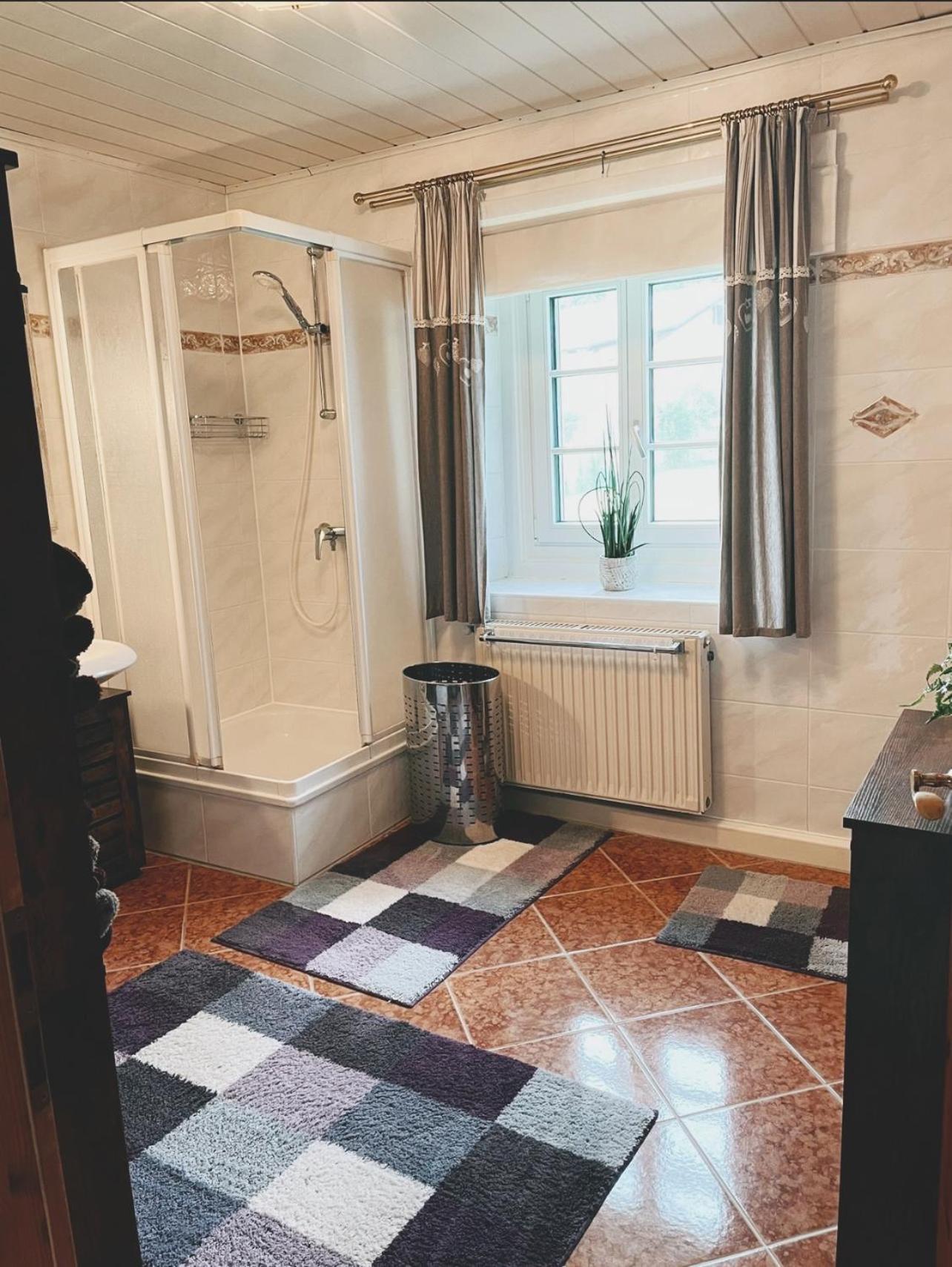 Appartement Uriges Mit Blick Auf *