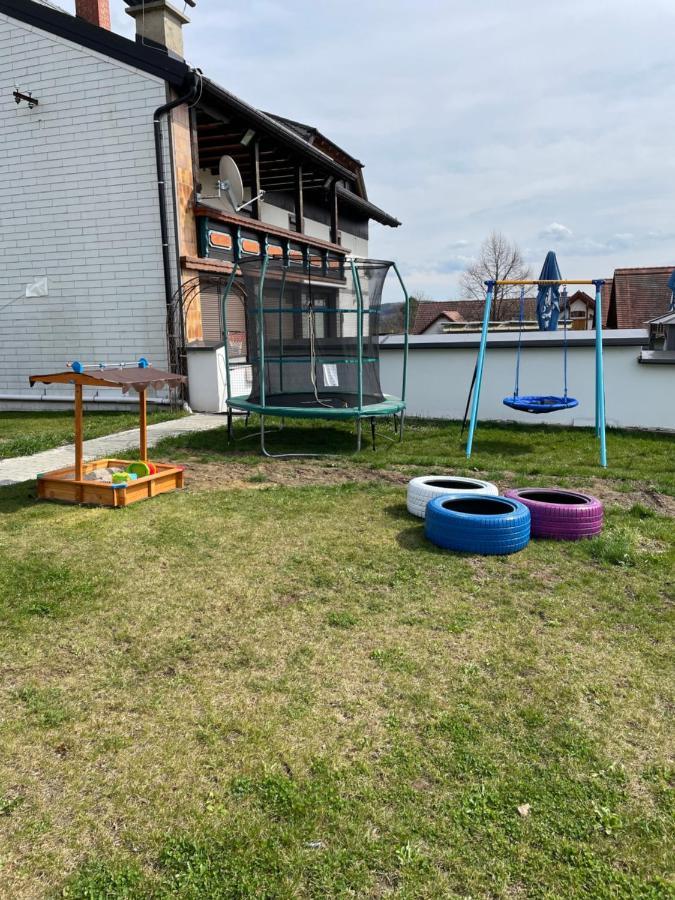 Apartment Uriges Mit Blick Auf