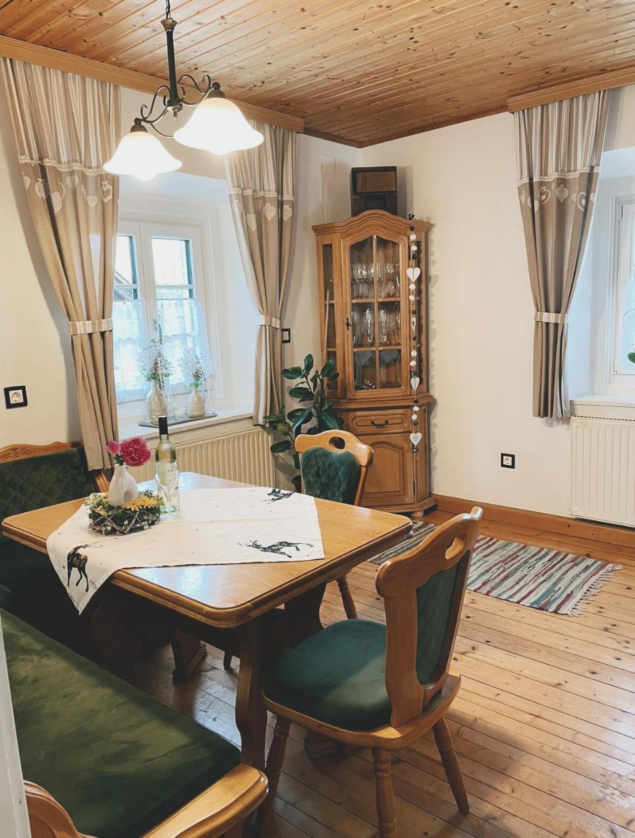 Uriges Mit Blick Auf Apartment